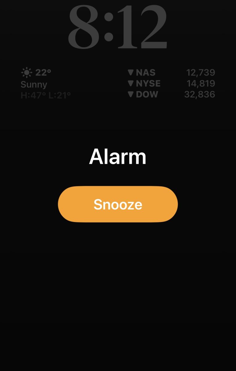 Why+You+Shouldnt+Hit+Snooze+On+Your+Alarm+Clock